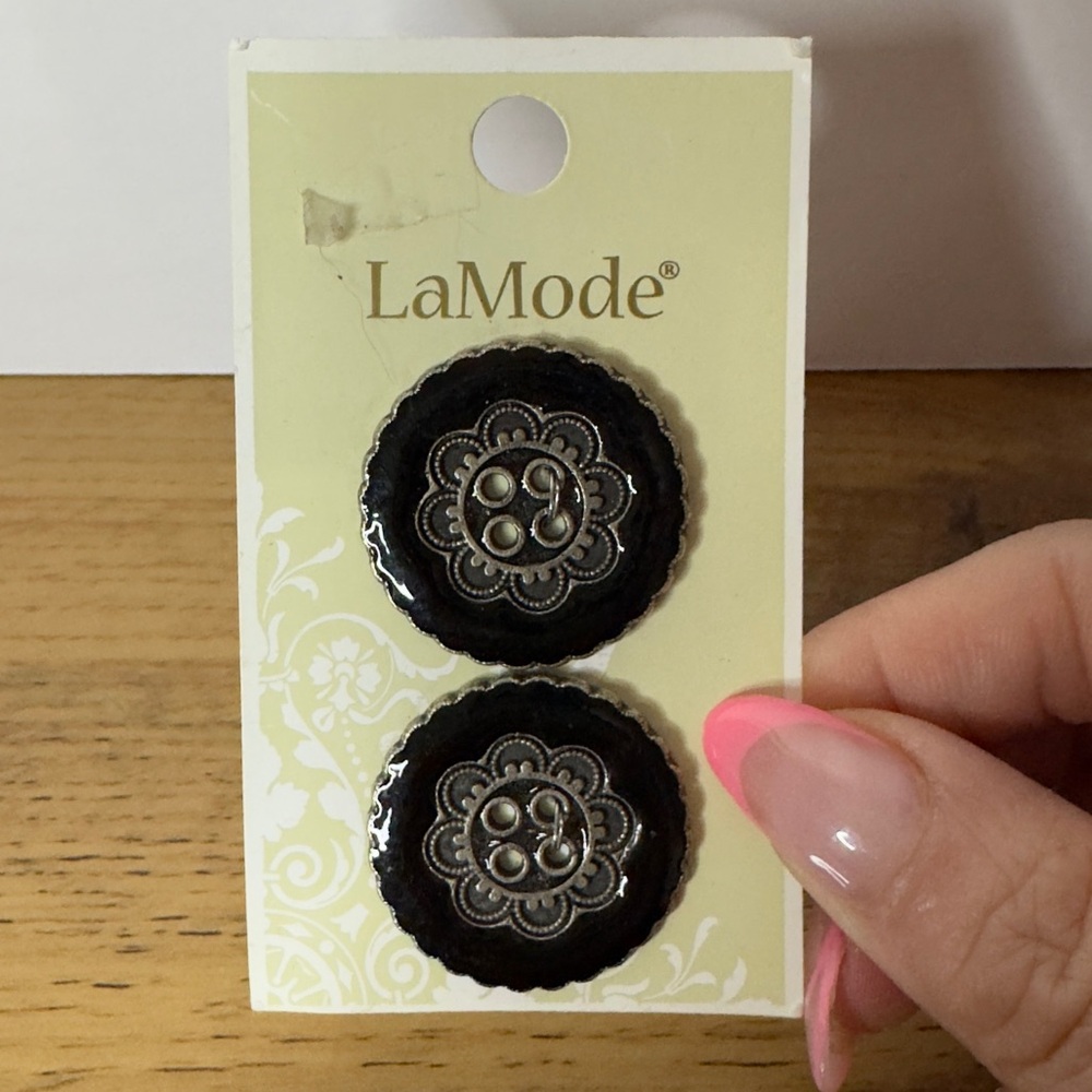 NWT LaMode Black Floral Button Set, Made in Italy